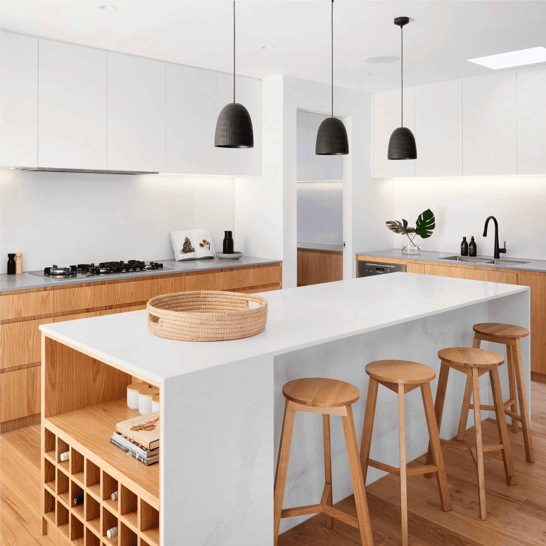 Post Image 4 - Realtor X Framer Template